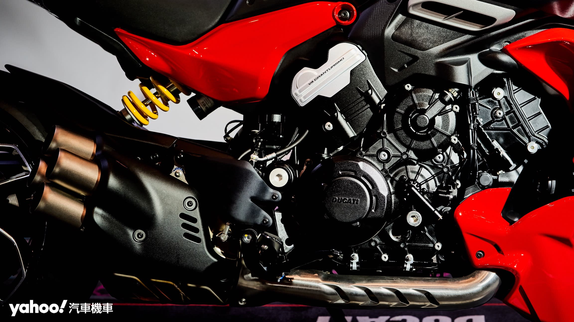 Ducati V4 Granturismo引擎